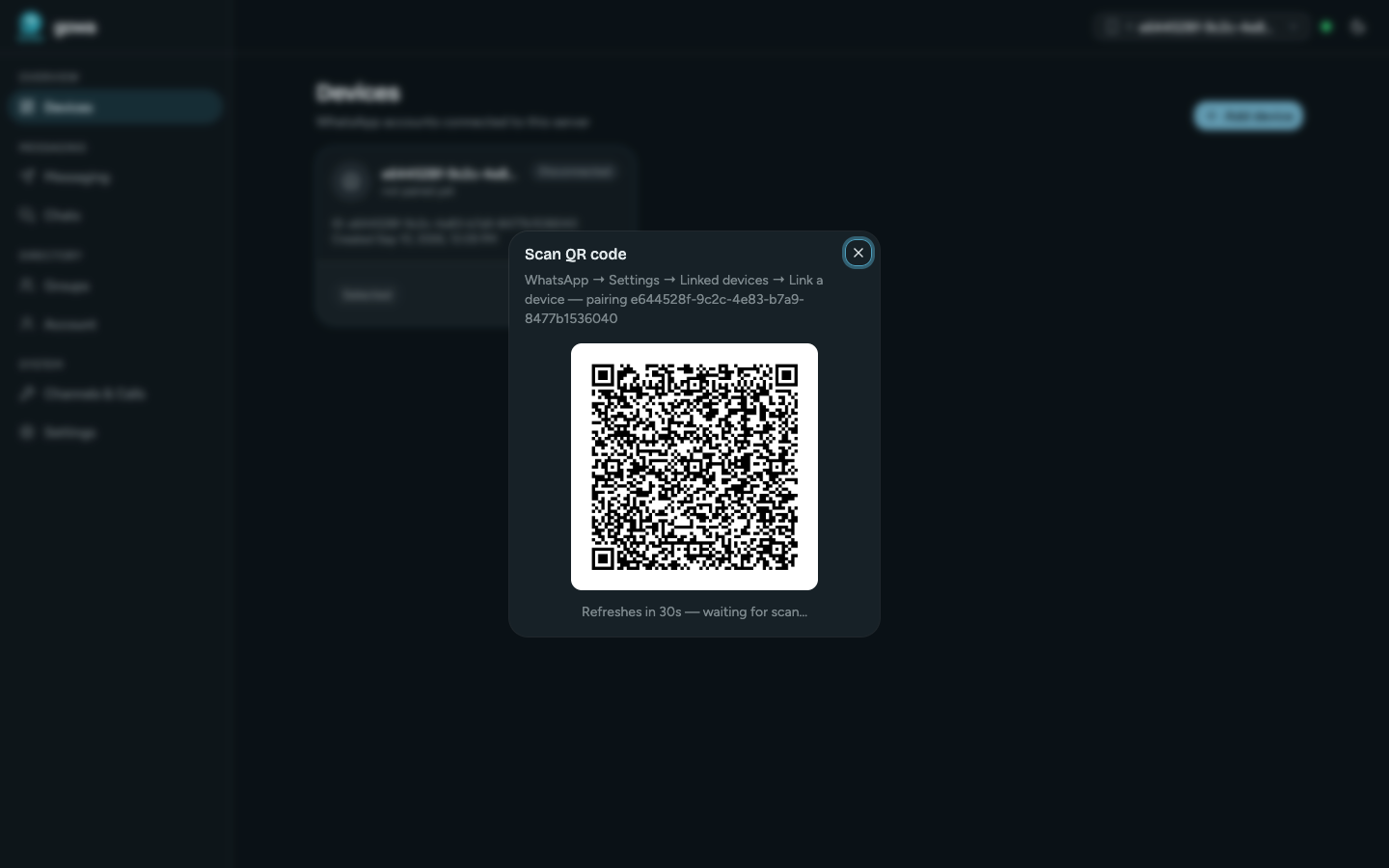 Dialog Scan QR code di dashboard GoWA menampilkan QR pairing WhatsApp dengan countdown penyegaran otomatis, di atas kartu perangkat berstatus not paired yet